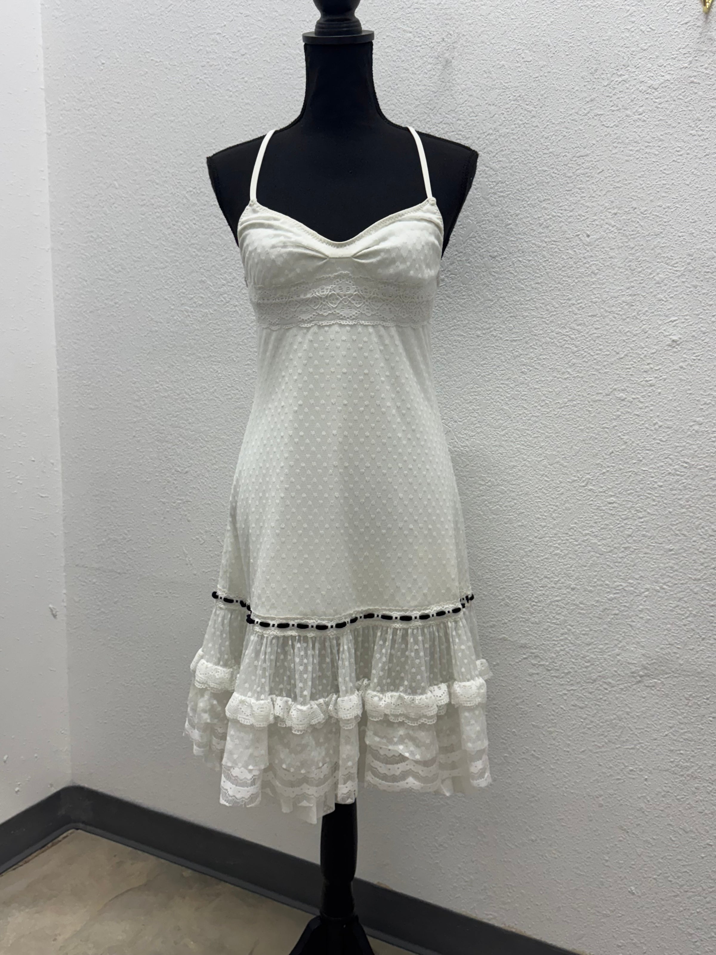 bold lace wedding dress Roxie